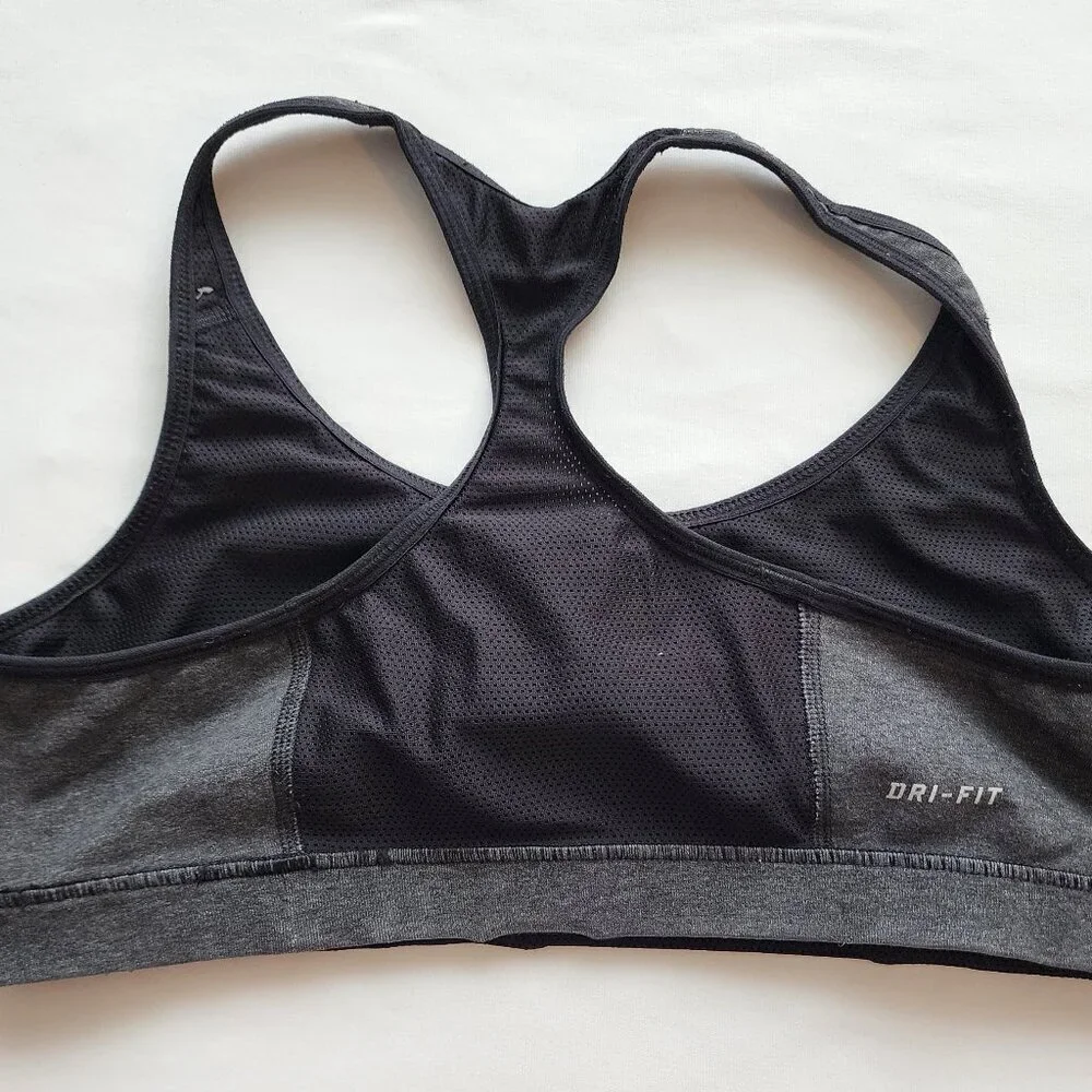 Nike Women's Reversible Sports Bra SZ L Low Impact Gray Black 548541-032 Dri-Fit